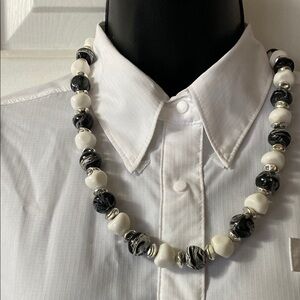 Elegant Black and White Beaded Necklace
